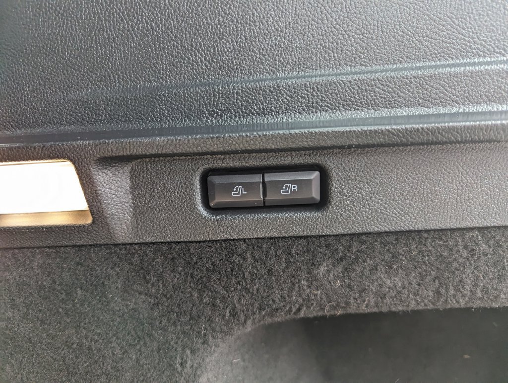 Used 2020 Lincoln Corsair AWD w/ Premium Package image 48