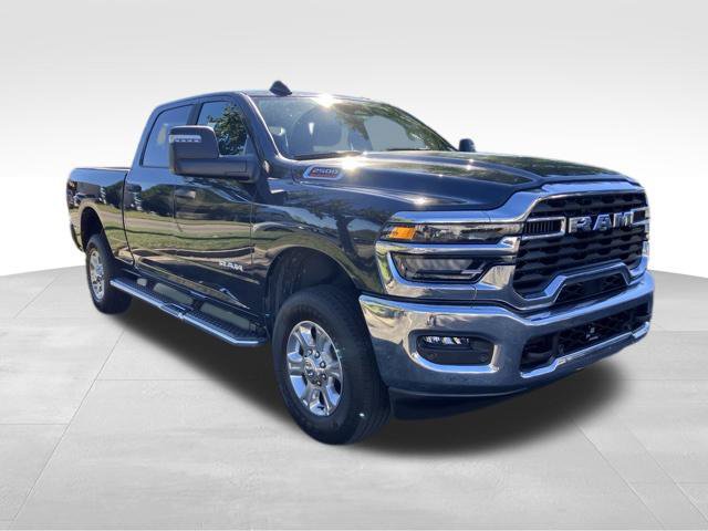 Used 2026 RAM 2500 Big Horn AWD/4WD image 3