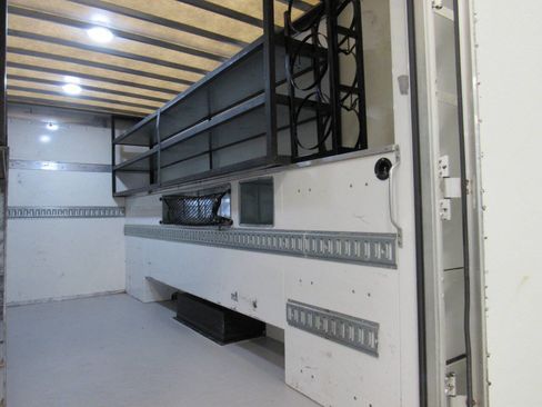 Used 2019 Chevrolet Express 3500 w/ Power Convenience Package image 19