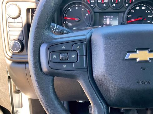 Used 2025 Chevrolet Silverado 2500 W/T image 24