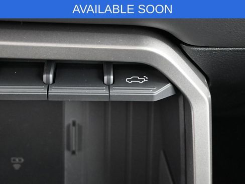 Used 2026 Toyota Tundra Platinum AWD/4WD image 24