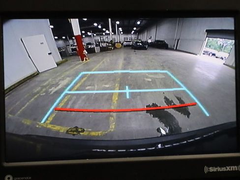 Used 2022 Toyota RAV4 XLE image 8