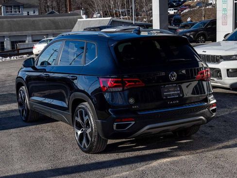 Used 2023 Volkswagen Taos SEL image 6