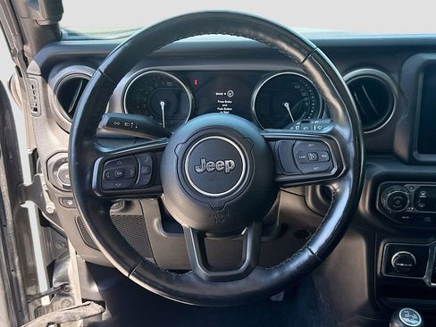 Used 2023 Jeep Wrangler Unlimited w/ Cold Weather Group AWD/4WD image 12
