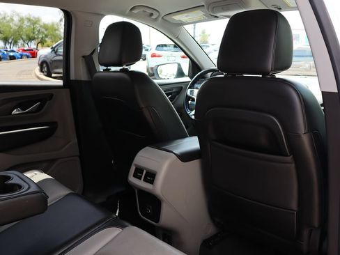 Used 2022 GMC Terrain SLT AWD/4WD image 29
