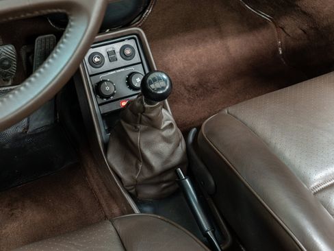 Used 1986 Porsche 911 Carrera image 23