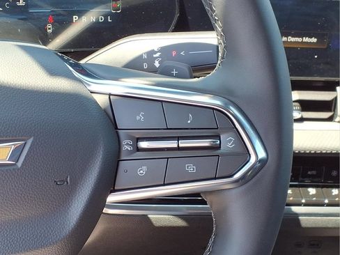 New 2026 Chevrolet Equinox LT w/ Convenience Package II FWD image 11