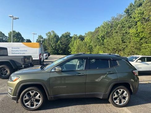 Used 2020 Jeep Compass Limited AWD/4WD image 3