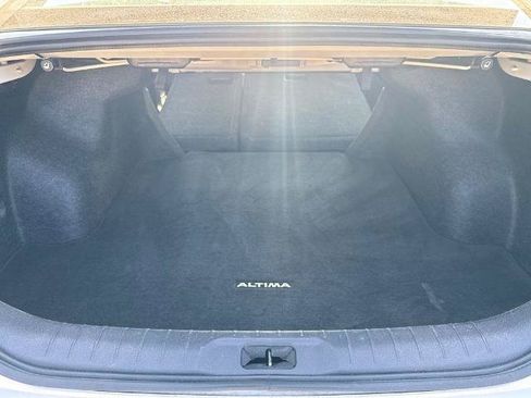Certified 2025 Nissan Altima 2.5 SV FWD image 24