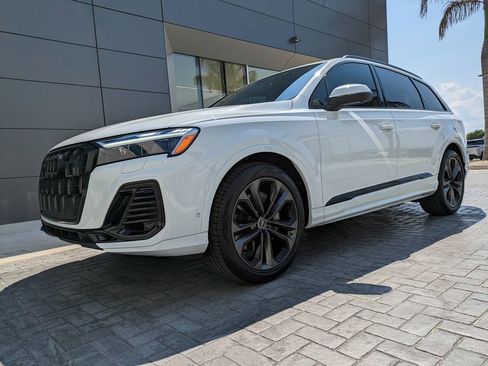 Used 2026 Audi Q7 3.0T Premium Plus AWD/4WD image 9