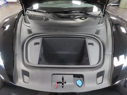 Used 2021 Porsche Taycan 4S image 22