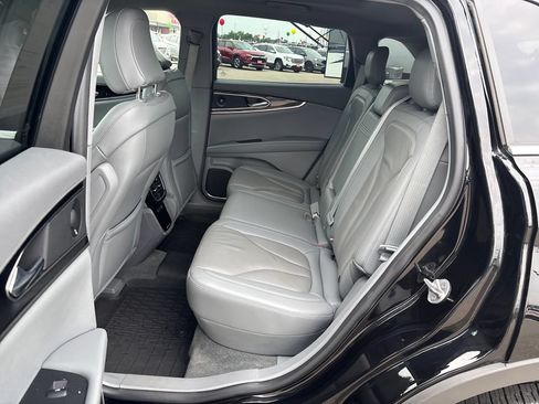 Used 2023 Lincoln Nautilus Reserve w/ Monochromatic Package AWD/4WD image 29