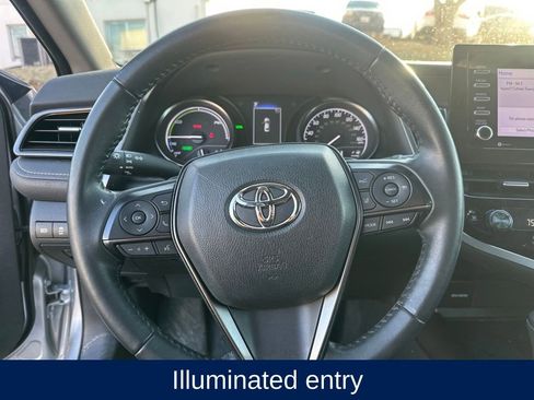 Used 2022 Toyota Camry SE image 13