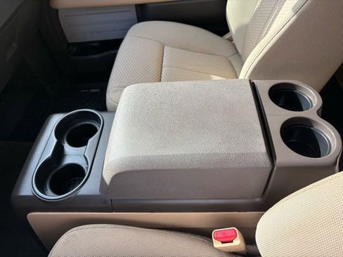 Used 2014 Ford F150 XLT w/ Trailer Tow Package image 19