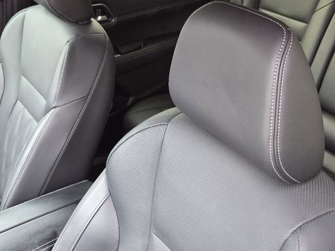 Used 2024 Nissan Rogue Platinum w/ Platinum Premium Package image 20