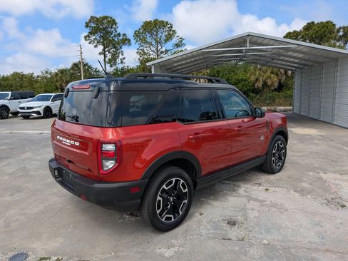 Used 2022 Ford Bronco Sport Outer Banks w/ Tech Package AWD/4WD image 8