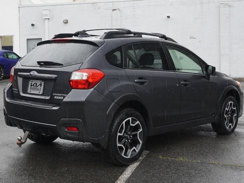 Used 2017 Subaru Crosstrek 2.0i Premium AWD/4WD image 8