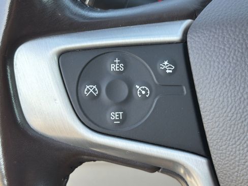 Used 2020 GMC Acadia SLT w/ Driver Alert Package II image 14