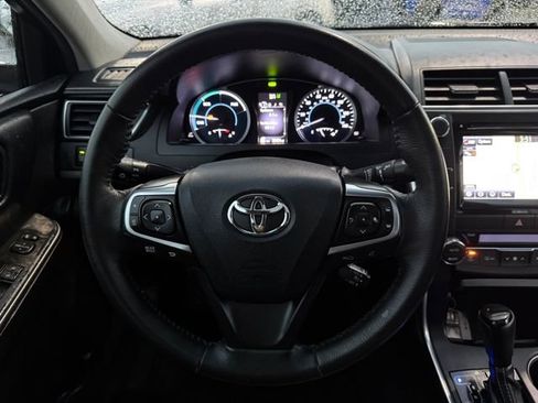 Used 2017 Toyota Camry XLE image 20