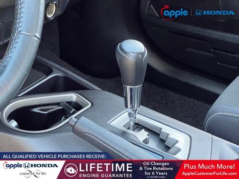 Used 2016 Toyota RAV4 XLE AWD/4WD image 16