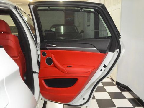 Used 2013 BMW X6 M AWD/4WD image 25