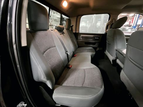 Used 2018 RAM 1500 Big Horn image 17