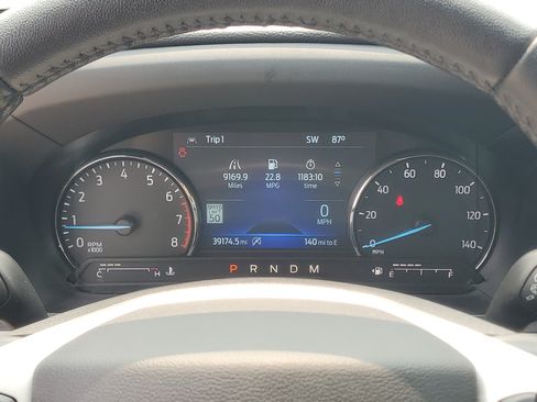 Used 2021 Ford Explorer XLT w/ Equipment Group 202A AWD/4WD image 15
