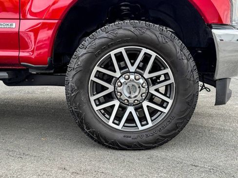 Used 2019 Ford F350 Lariat w/ Lariat Ultimate Package image 14