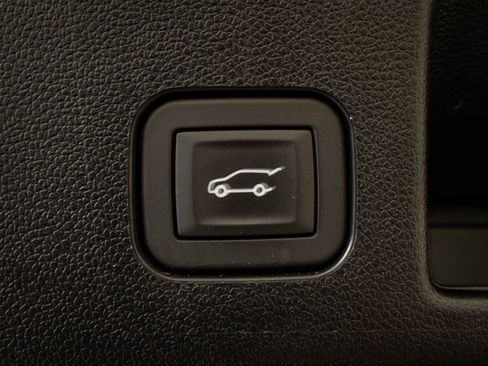 Used 2025 Chevrolet Equinox EV LT w/ Convenience Package AWD/4WD image 20