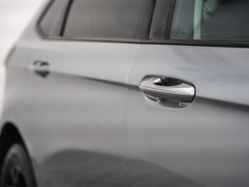 Used 2022 Ford Edge SE w/ Black Appearance Package AWD/4WD image 16