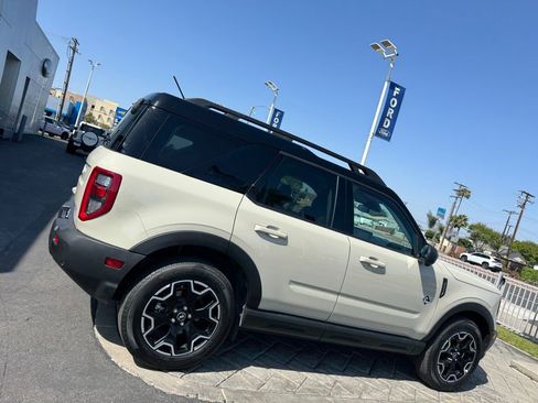 Used 2025 Ford Bronco Sport Outer Banks w/ Outer Banks Tech Package+ image 2