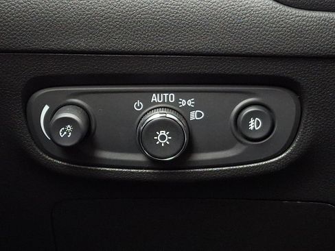 Used 2023 Buick Encore GX Select image 26