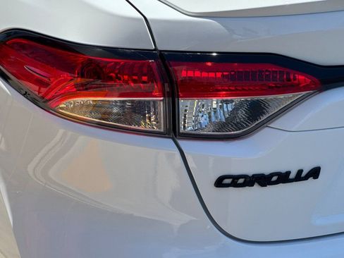 Used 2023 Toyota Corolla SE FWD image 35