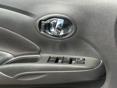 Used 2019 Nissan Versa SV FWD image 14