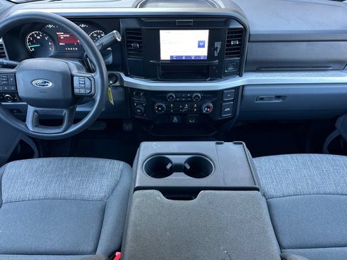 Used 2025 Ford F250 XLT AWD/4WD image 12