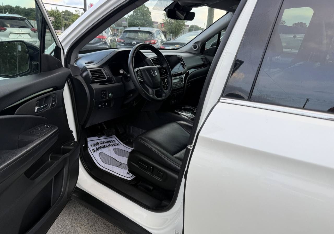 Used 2019 Honda Pilot Touring image 7