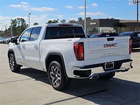 Certified 2025 GMC Sierra 1500 SLT image 13
