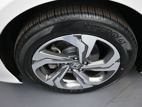 Certified 2018 Honda Accord EX-L image 14