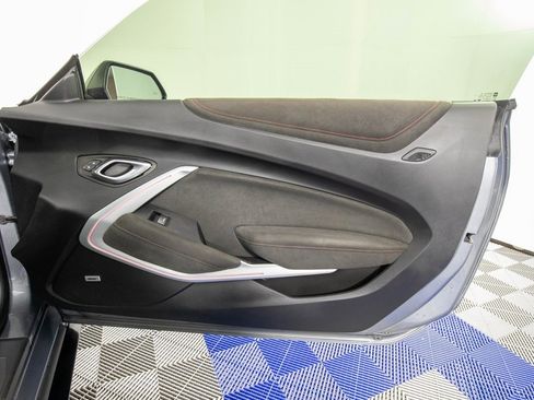 Used 2022 Chevrolet Camaro ZL1 image 14