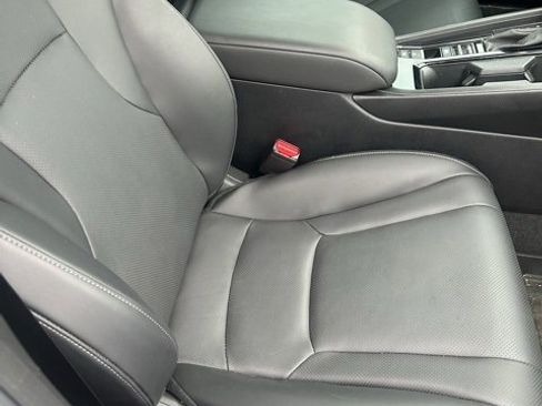 Used 2025 Honda Accord EX-L image 8