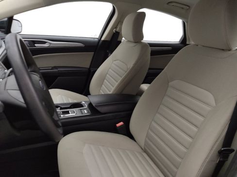 Used 2018 Ford Fusion S FWD image 17