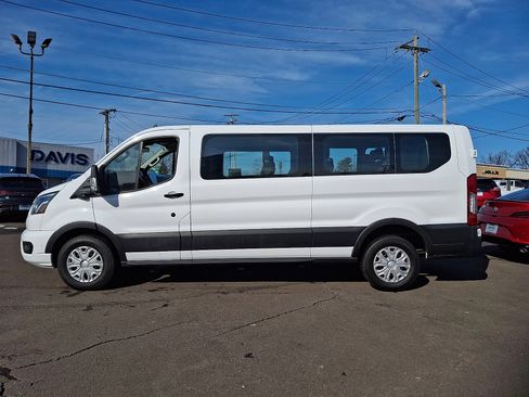 Used 2023 Ford Transit 350 XLT image 6