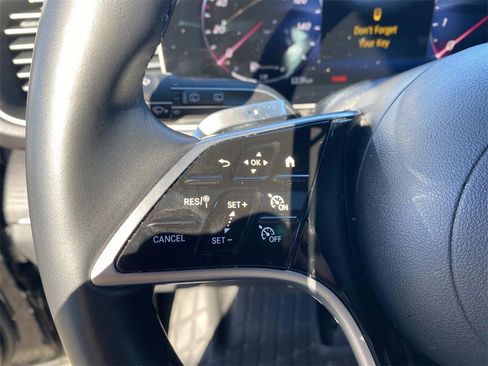 Used 2025 Mercedes-Benz GLE 350 4MATIC image 19