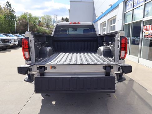 New 2026 GMC Sierra 1500 Pro AWD/4WD image 25
