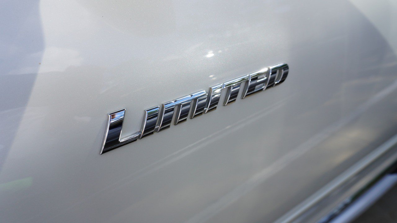 Used 2011 Toyota Highlander Limited w/ Tow Pkg FWD image 10
