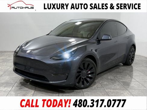 Used 2023 Tesla Model Y Long Range image 1
