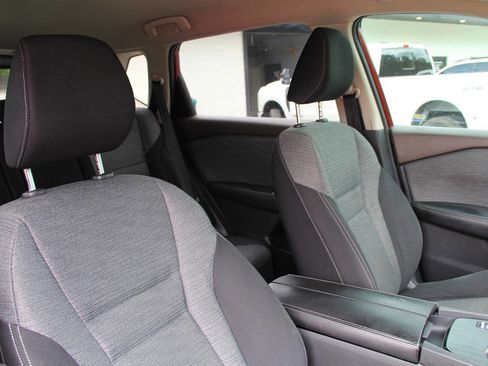 Used 2021 Nissan Rogue S FWD image 13
