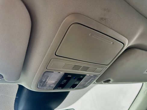 Used 2025 Honda Odyssey EX-L image 33