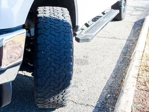 Certified 2017 Ford F250 Lariat w/ Chrome Package image 9