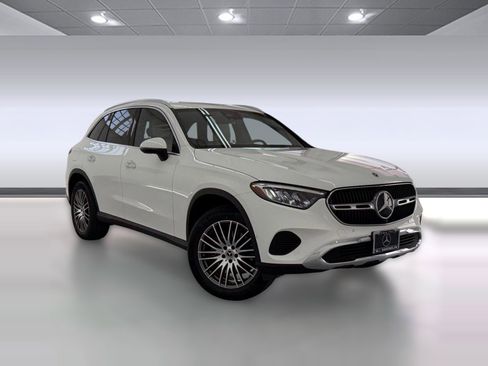 Certified 2026 Mercedes-Benz GLC 300 image 6